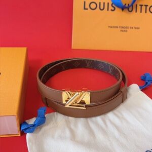 Louis Vuitton Women’s Brown Belt Size 90
